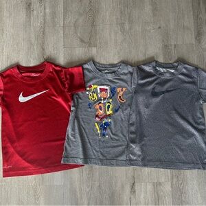 Nike T-shirt Bundle of 3 Boys Short Sleeve Shirts Size 7